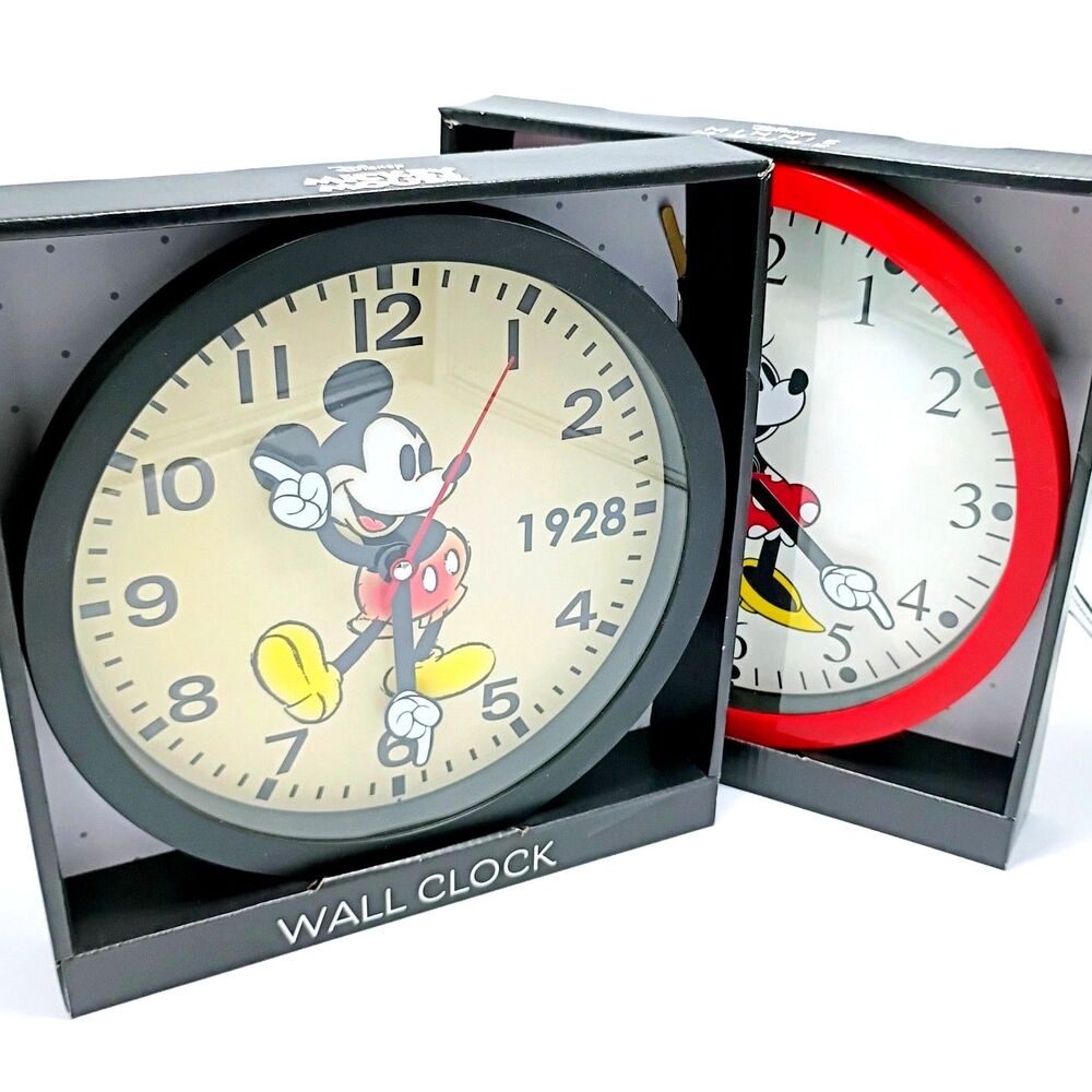 Disney Mickey & Minnie Mouse 10" Analog Wall Clock Accutime NEW